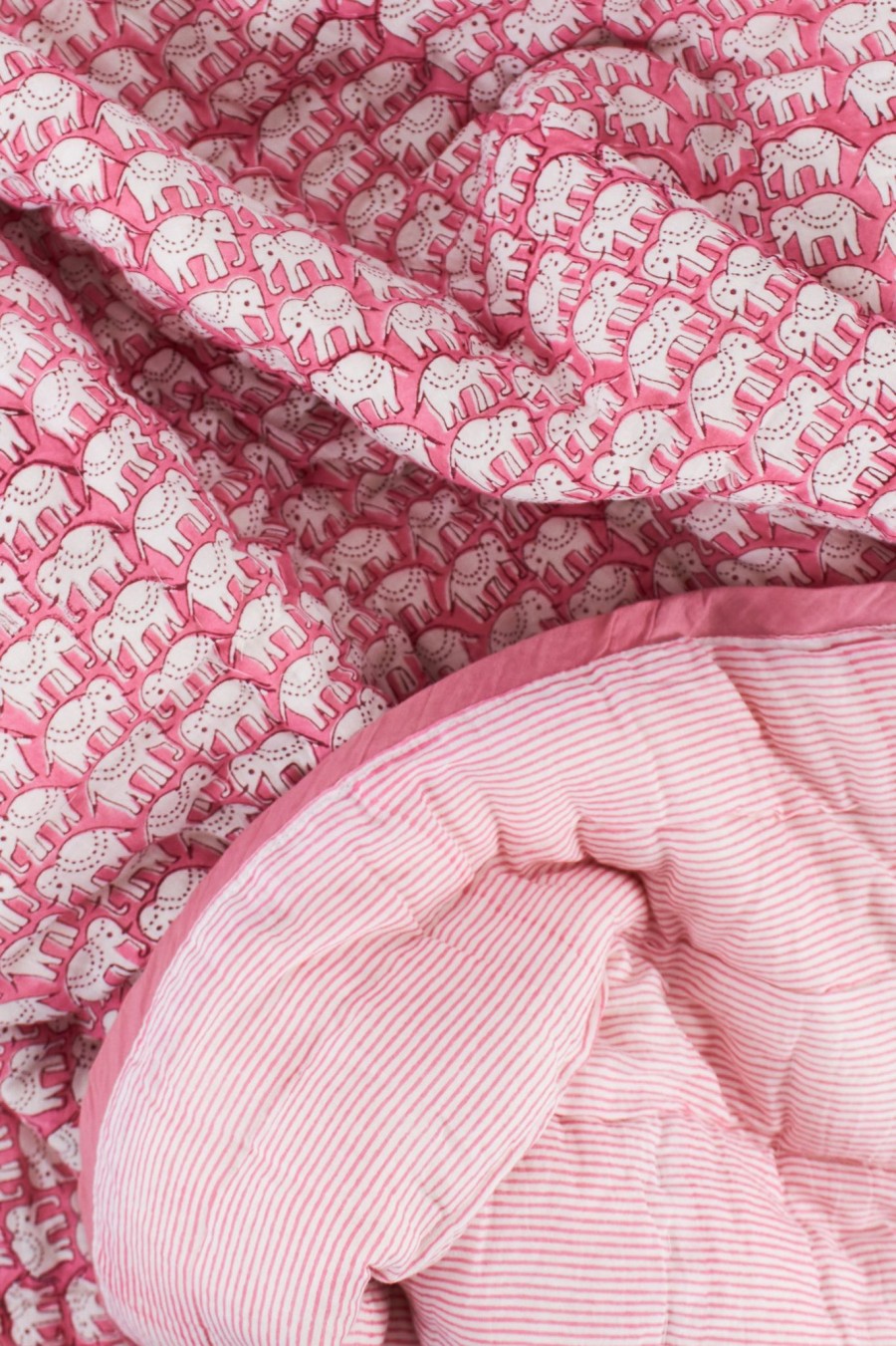 Roller Rabbit Hathi Baby Quilt Pink Accessories